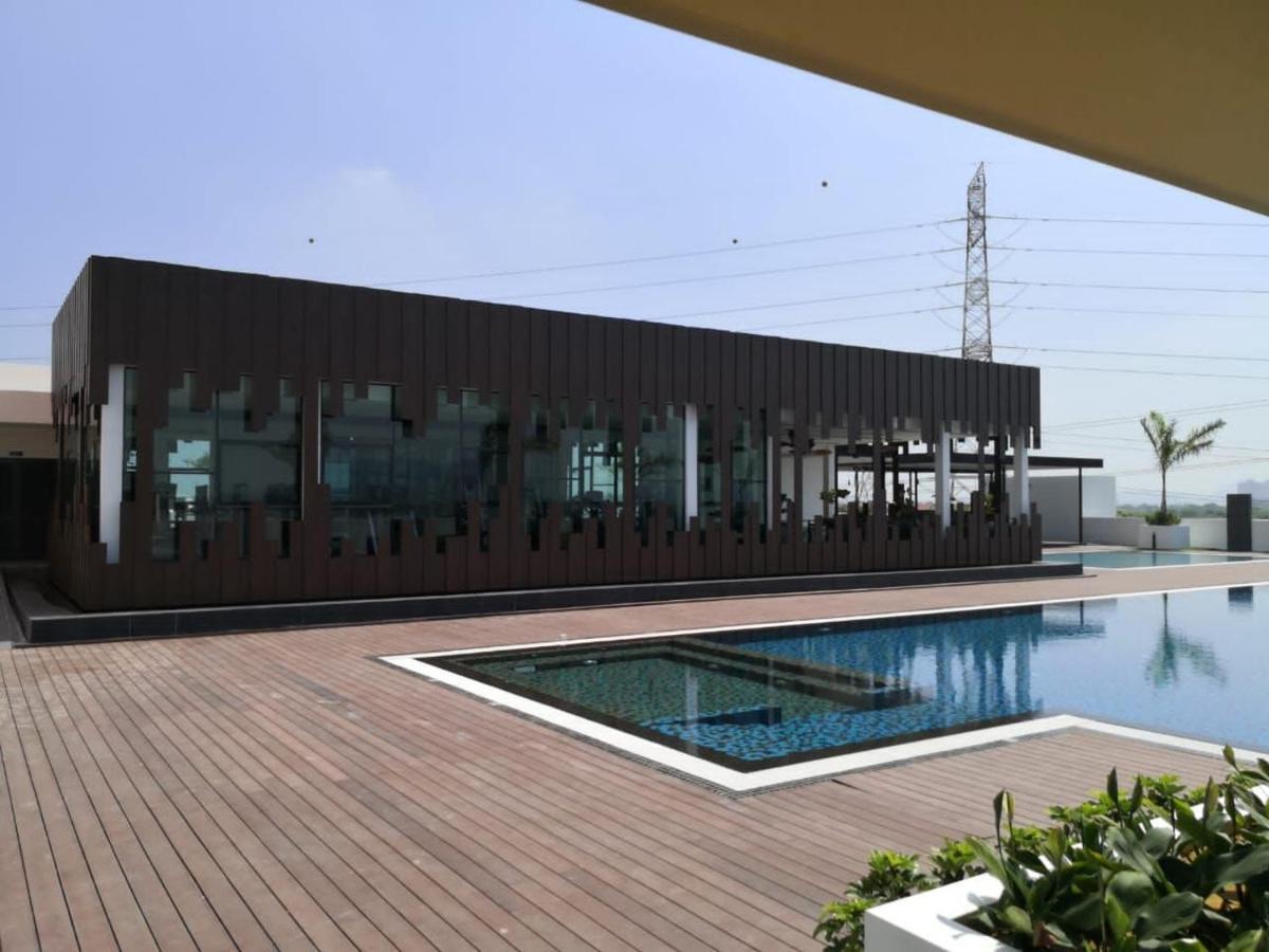 Apartment Cozy Meritus Residensi Perai